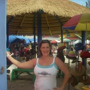 Meet your Posher, Julie